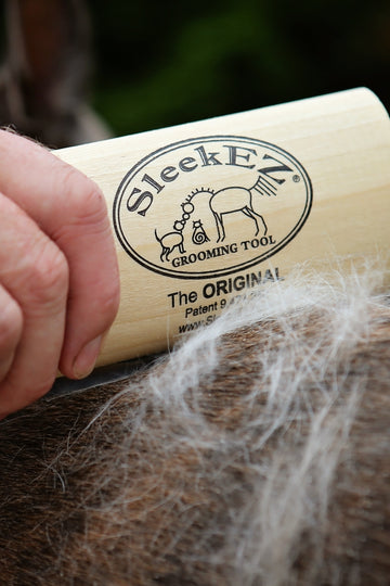 SleekEZ Dog Brush for Shedding & Dog Grooming Supplies Deshedding Dog Brush Dog Brush for Short Haired Dogs Dog Brush for Long Haired Dogs Metal Dog Comb Dog Hair Brush Dog Shedding Brush